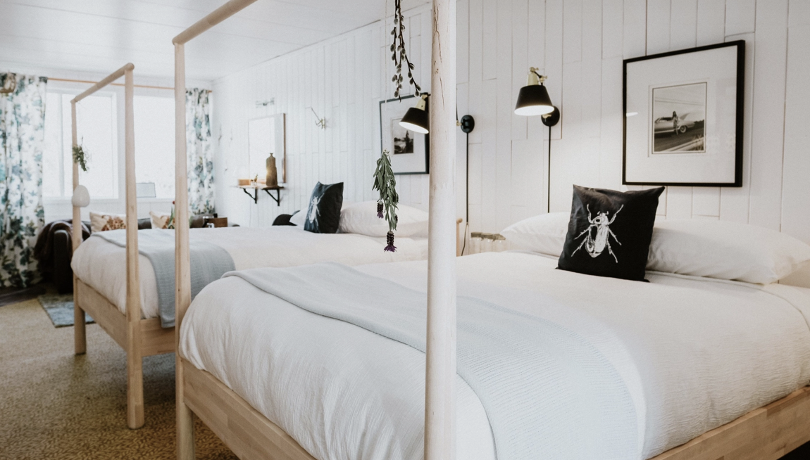 Double queen room